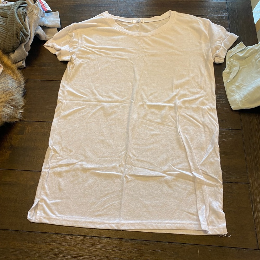 Basic White Tshirt - image 1